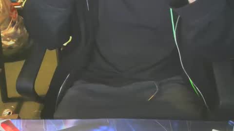 lovebird71 online show from November 16, 4:29 am