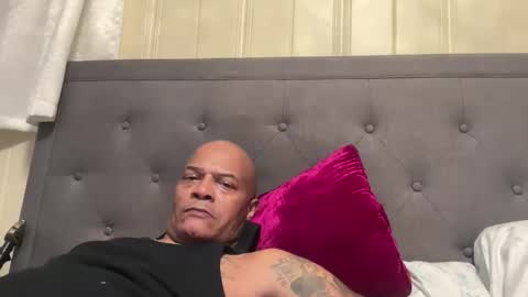 loved19 online show from December 3, 3:47 am