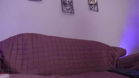 Snapshot of loveegirll chatting on May 21, 3:24 am katalina online show from May 21, 3:24 am