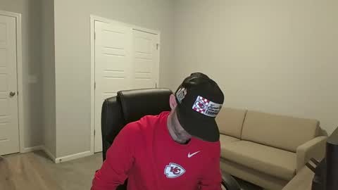 lovehatlovers online show from January 27, 12:37 pm