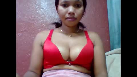 loveinlife750427 online show from December 15, 8:51 am