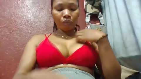 Snapshot of loveinlife750427 chatting on May 4, 7:26 am loveinlife750427 online show from May 4, 7:26 am