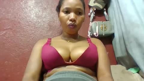 Snapshot of loveinlife750427 chatting on May 14, 5:31 pm loveinlife750427 online show from May 14, 5:31 pm