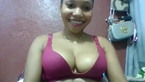 Snapshot of loveinlife750427 chatting on May 16, 12:48 pm loveinlife750427 online show from May 16, 12:48 pm