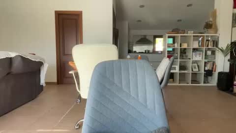 Loveisperfect online show from October 18, 10:16 am