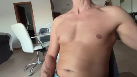 Loveisperfect online show from October 23, 4:17 pm