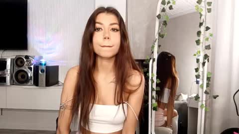 Flora online show from February 17, 11:18 am