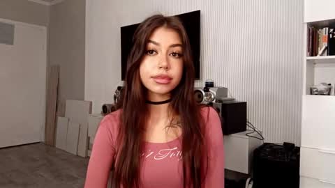 Flora online show from March 5, 11:06 am