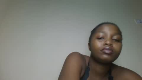Snapshot of lovelbrownie chatting on July 24, 11:30 am lovelbrownie online show from July 24, 11:30 am