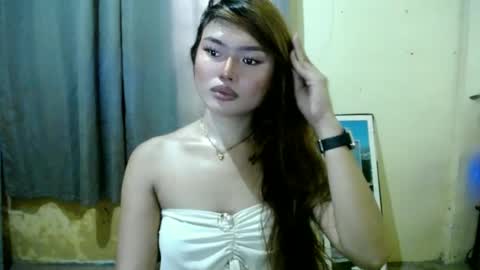 lovelily_xoxo online show from June 28, 1:55 am
