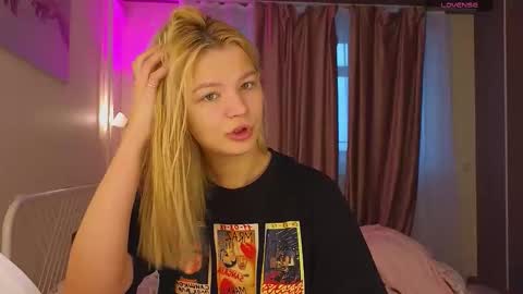 Jenny online show from March 24, 4:50 am