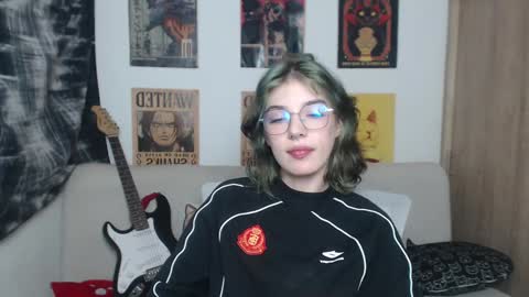 Cassie online show from February 8, 1:22 am