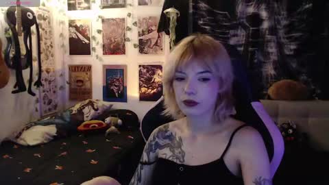 Cassie online show from July 14, 4:50 am