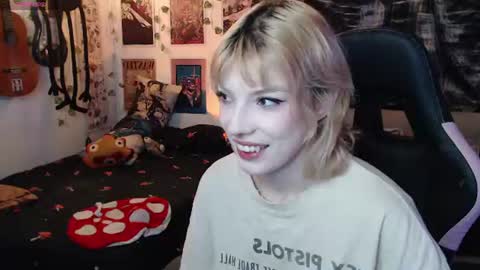 Cassie online show from July 18, 1:21 am