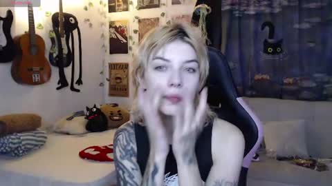 Cassie online show from July 25, 9:56 pm
