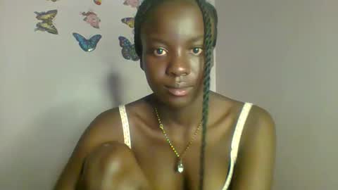 Snapshot of lovely_choco chatting on December 17, 6:36 pm Choco online show from December 17, 6:36 pm