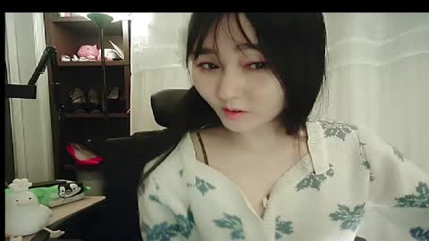 DANA KIM online show from November 23, 12:49 pm