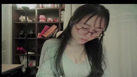 DANA KIM online show from February 28, 4:19 pm