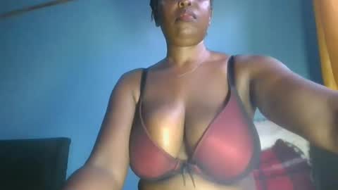 Snapshot of lovely_ebonysweet chatting on March 16, 10:52 am lovely_ebonysweet online show from March 16, 10:52 am