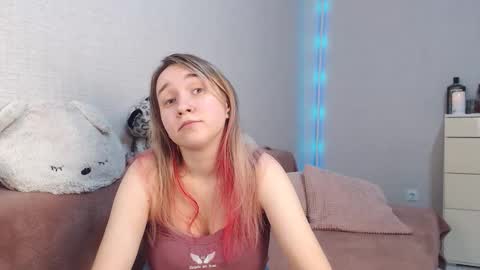 Lovely Hayley online show from October 30, 10:10 pm