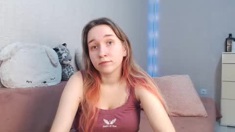 Lovely Hayley online show from February 15, 9:55 pm