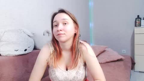 Snapshot of lovely_hayley chatting on May 26, 10:17 pm Lovely Hayley online show from May 26, 10:17 pm