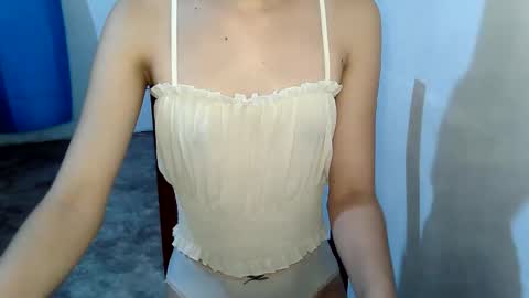 lovely_joan123 online show from May 22, 3:17 pm