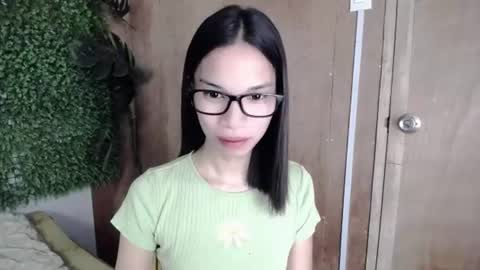 Snapshot of lovely_kimmyxx chatting on July 26, 7:32 pm kimmy online show from July 26, 7:32 pm