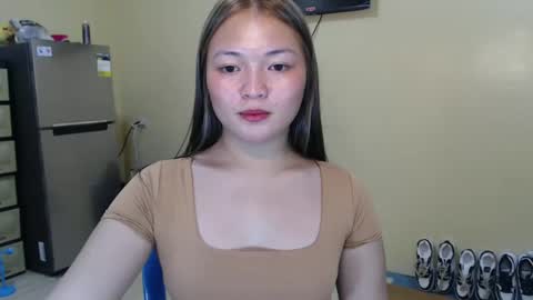 Snapshot of lovely_laura09 chatting on January 23, 1:24 pm Lovely Laura online show from January 23, 1:24 pm