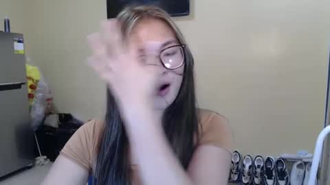 Snapshot of lovely_laura09 chatting on January 24, 6:57 am Lovely Laura online show from January 24, 6:57 am