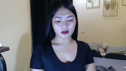 Snapshot of lovely_laura09 chatting on March 2, 7:23 pm Lovely Laura online show from March 2, 7:23 pm