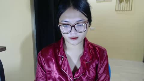 Snapshot of lovely_laura09 chatting on March 7, 4:44 pm Lovely Laura online show from March 7, 4:44 pm