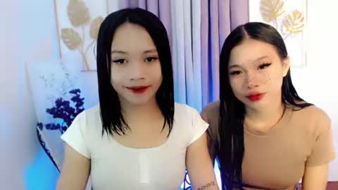 Snapshot of lovely_lianne chatting on October 22, 7:52 am lovely_lianne online show from October 22, 7:52 am