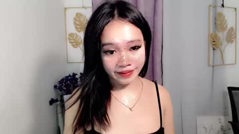 Snapshot of lovely_lianne chatting on April 26, 3:37 am lovely_lianne online show from April 26, 3:37 am