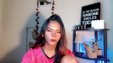 KATE online show from April 18, 3:05 pm