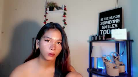 KATE online show from April 18, 7:07 pm