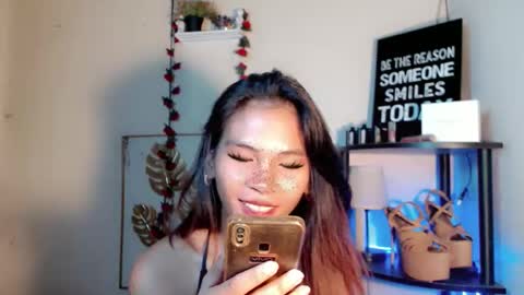 KATE online show from April 19, 1:10 pm