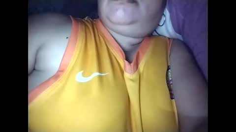 lovely_orchid online show from December 3, 12:36 pm