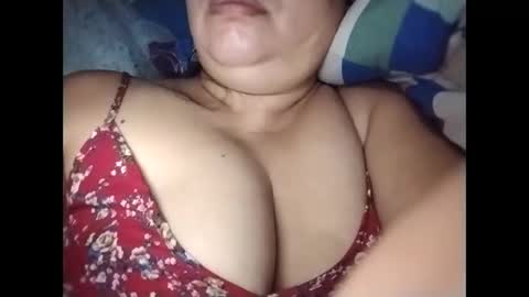 lovely_orchid online show from December 15, 9:41 pm