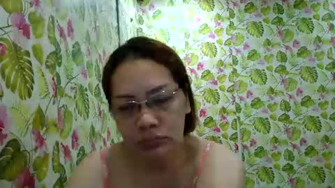 Snapshot of lovelyasiancutie chatting on June 22, 7:33 pm lovelyasiancutie online show from June 22, 7:33 pm