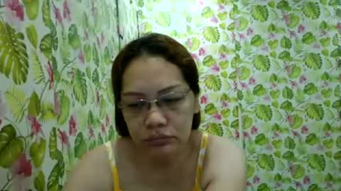 Snapshot of lovelyasiancutie chatting on June 24, 7:35 pm lovelyasiancutie online show from June 24, 7:35 pm