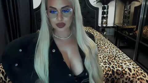 PrAllinXXXa online show from April 22, 10:22 pm