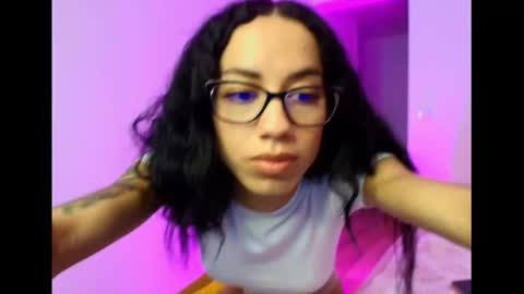 lovelycaroll online show from May 21, 2:24 pm