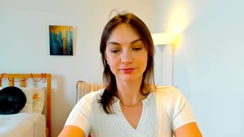 Snapshot of lovelyeemia chatting on December 25, 9:24 am Mia online show from December 25, 9:24 am