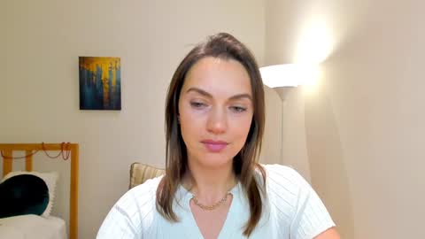 Snapshot of lovelyeemia chatting on December 30, 1:25 pm Mia online show from December 30, 1:25 pm