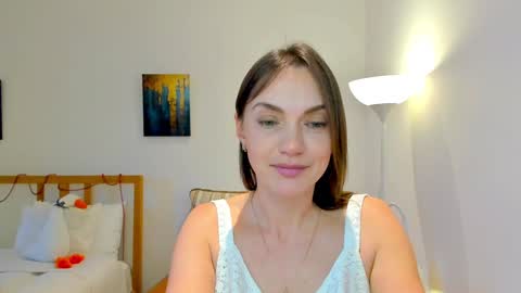 Snapshot of lovelyeemia chatting on January 2, 12:57 pm Mia online show from January 2, 12:57 pm