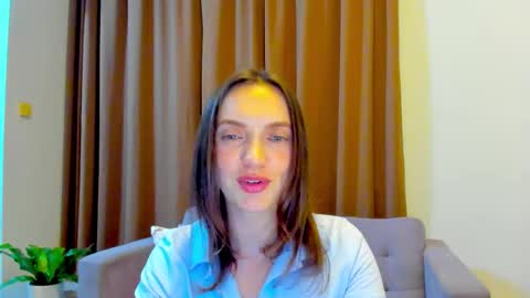 Snapshot of lovelyeemia chatting on September 22, 1:02 pm Mia online show from September 22, 1:02 pm