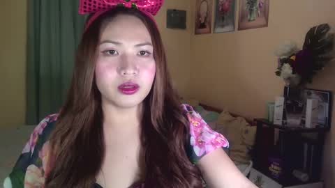 Snapshot of lovelyfacexxx chatting on February 19, 10:56 am Ulokgibayook online show from February 19, 10:56 am