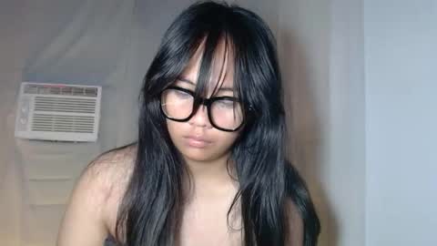 Snapshot of lovelykadita chatting on October 3, 12:51 am Kadita3 online show from October 3, 12:51 am