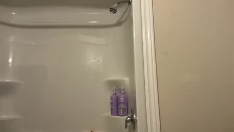 lovelykatiebabe online show from March 6, 2:35 pm